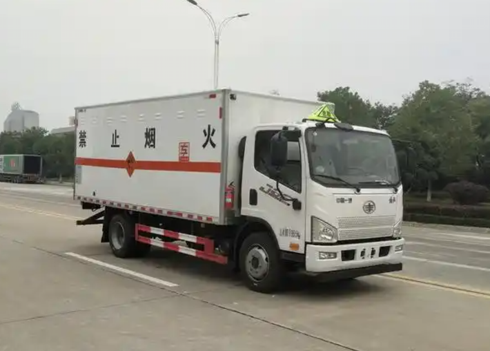 阆中爆破器材运输车可以上高速吗？