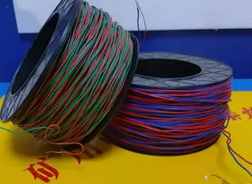 阆中放炮线的主要材质有哪些？不同材质的适用场景有何区别？